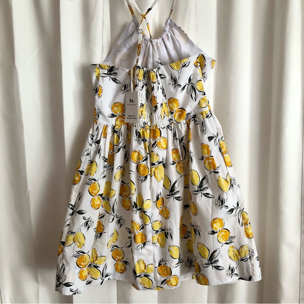 Free Assembly lemon print halter fit and flare cotton dress size S NWT - Picture 6 of 12